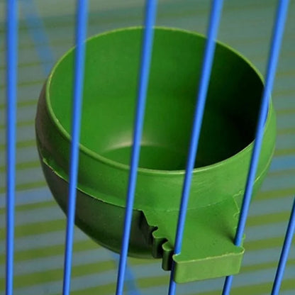 Lot de 3 mini bols à eau et nourriture en plastique vert pour perroquets, cage à oiseaux, pigeons, tasse à sable, outil d'alimentation, accessoire