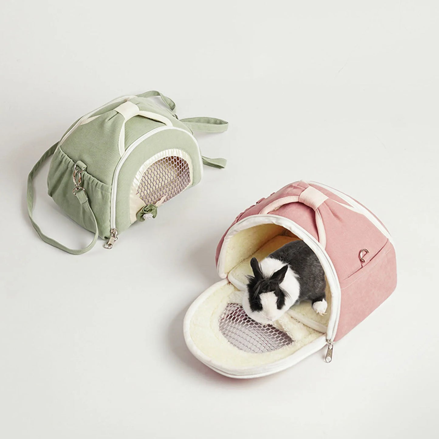 Hamster Carrier Bag Shoulder Bag Travel Portable Breathable Pet Outdoor Pouch for Small Animals Small Pet Squirrel Hedgehog Rat