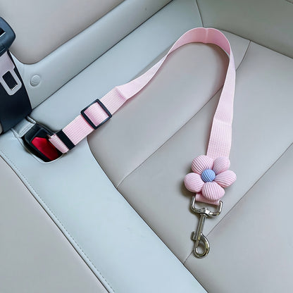 Ceinture de sécurité réglable pour animaux de compagnie – Polyester durable avec jolie breloque en forme de fleur pour la sécurité des chiens et des chats